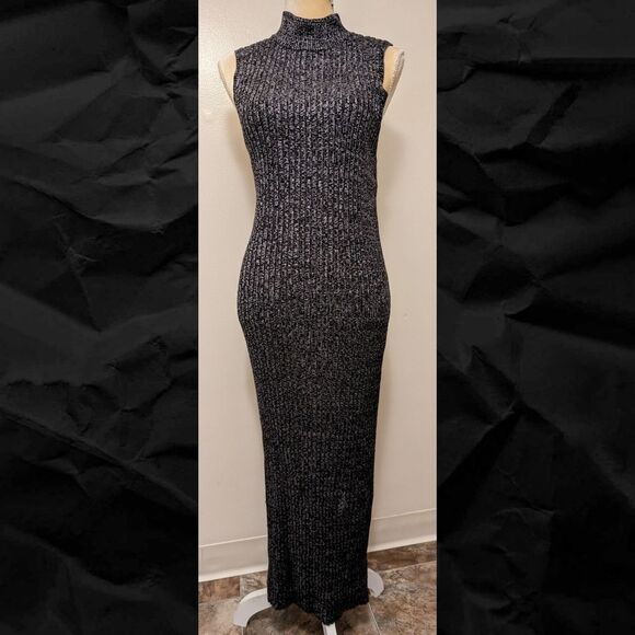 TR House of Harlow Sweater Dress - NWOT - Picture 1 of 6